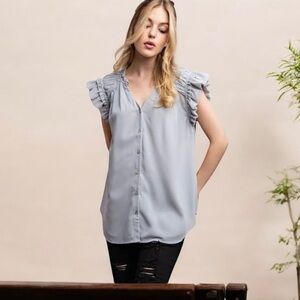 RUFFLE & READY CHIFFON SHIRRING DETAIL BUTTON DOWN TOP Gray